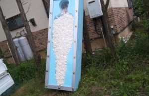 生き埋め閉じ込め完全拘束