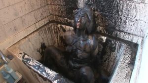 拷問拘束メッシー泡責め