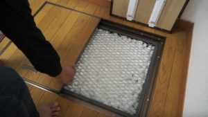 生き埋め閉じ込め完全拘束