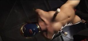 手足拘束つり上げ拷問