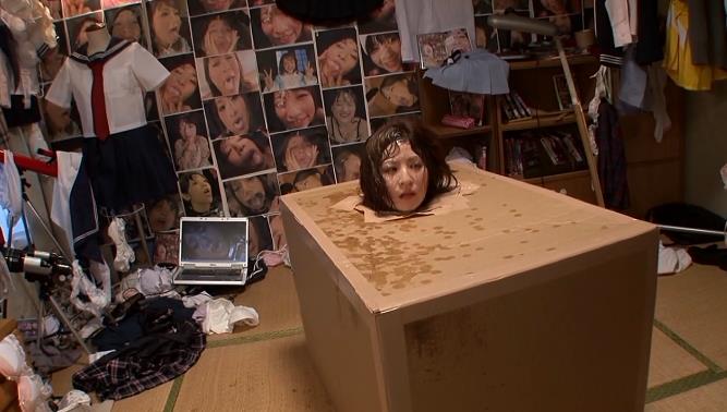 顔面ぶっかけ拷問メッシー