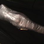 宙づり動けない女は苦しむ完全拘束マミーフィケーションで耐えるしかない変態拷問プレイ動画