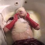 疑似ザーメンを顔面ぶっかけメッシープレイ