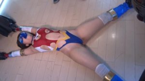 ムチムチコスチュームがたまらない|磔状態完全拘束拷問ヒロピン満点動画