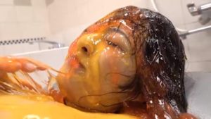 WAMメッシー|顔面にローションをかけまくる変態プレイ