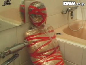 拷問マミフィケーション|顔面拘束やラップぐるぐる巻きなどフェチプレイが盛り沢山変態動画