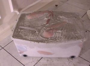 砂埋め箱埋め閉じ込め|裸で固められて完全拘束状態で逃げられない恐怖変態フェチ動画