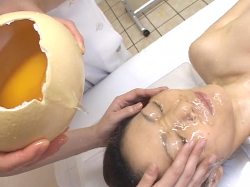 顔面ぶっかけ卵メッシー