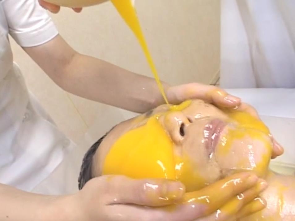 顔面ぶっかけ卵メッシー