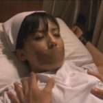 両手両足完全拘束｜ベッドに縛り付けられ磔状態口にはテープギャグの猿轡DIDヒロインピンチ変態フェチ動画