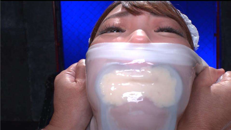 全身完全拘束猿轡水責め拷問