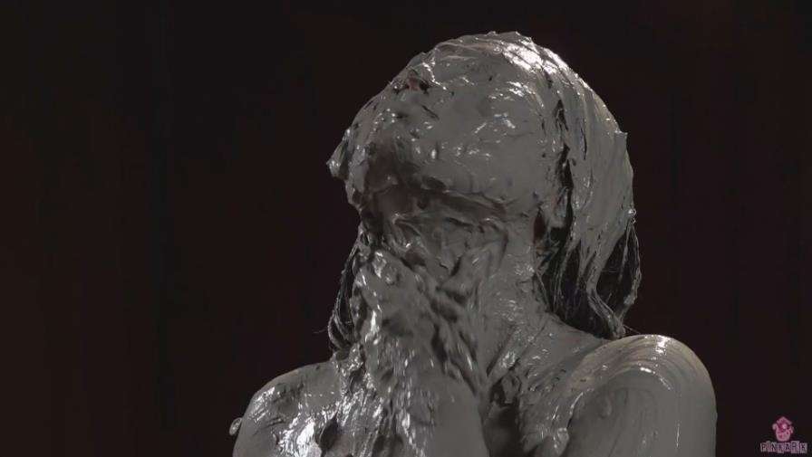 重厚感のある泥人形メッシー