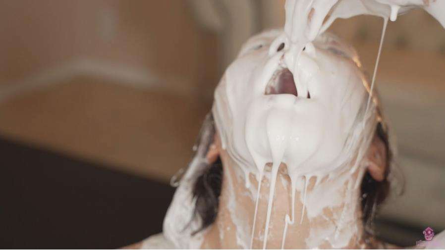 白いどろどろローションメッシー