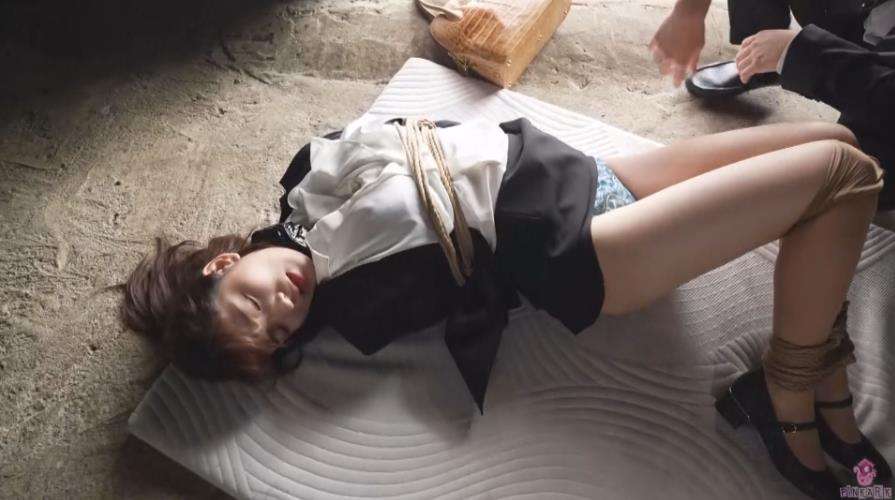 芋虫猿轡完全拘束