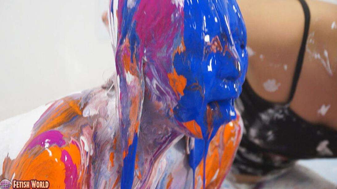 絵具ドロドロぶっかけメッシー