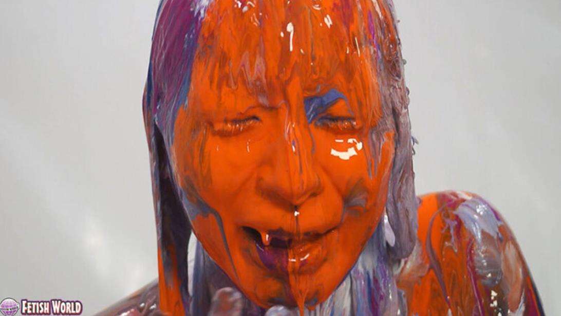 絵具ドロドロぶっかけメッシー