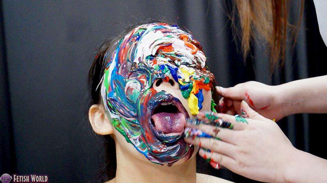 絵具顔面どろどろメッシー