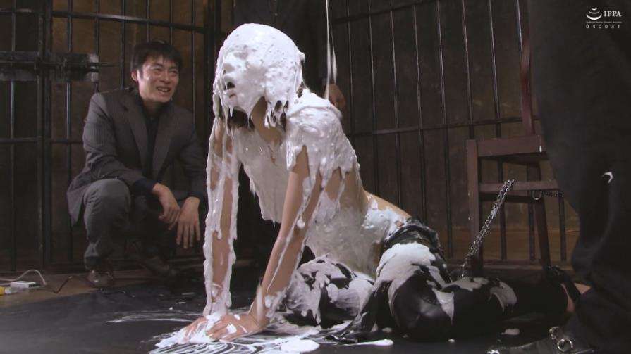 全身生クリームまみれメッシー