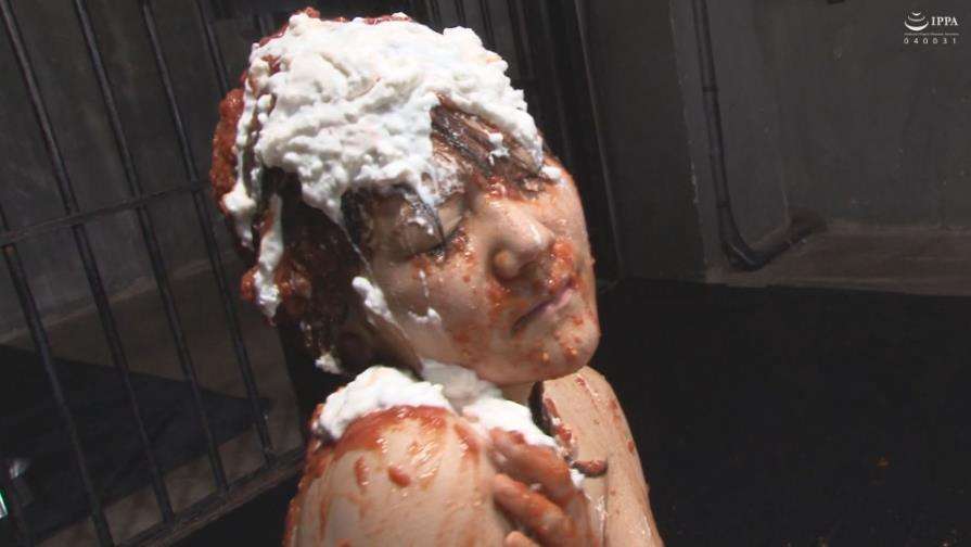 トマトクリーム顔面ぶっかけメッシー