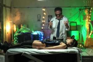 リアル生き人形感情がない動けない物となる|女優さんの演技も素晴らしい衣装も変態フェチ動画