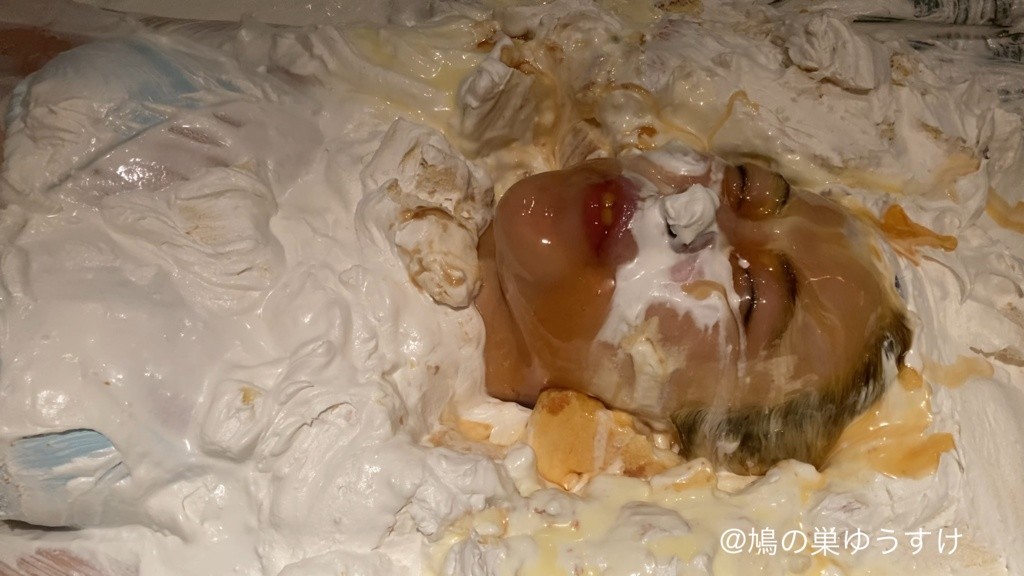 顔面盛り盛り食材女体盛りメッシー