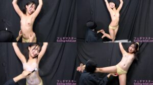 両手吊り上げ裸くすぐる拷問|脇見せ逃げられない女を好き勝手オモチャにする変態フェチ動画