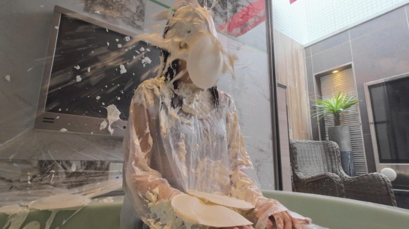 生クリームメッシー顔面ぶっかけ