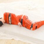 全身ぐるぐる巻き完全拘束｜逃げられない目隠しで視界もない最高のシチュエーション変態フェチ動画