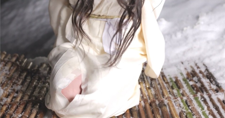 水責め寒さ拷問完全拘束