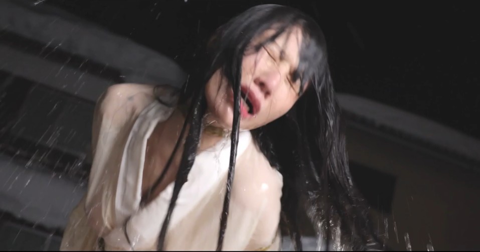 水責め寒さ拷問完全拘束