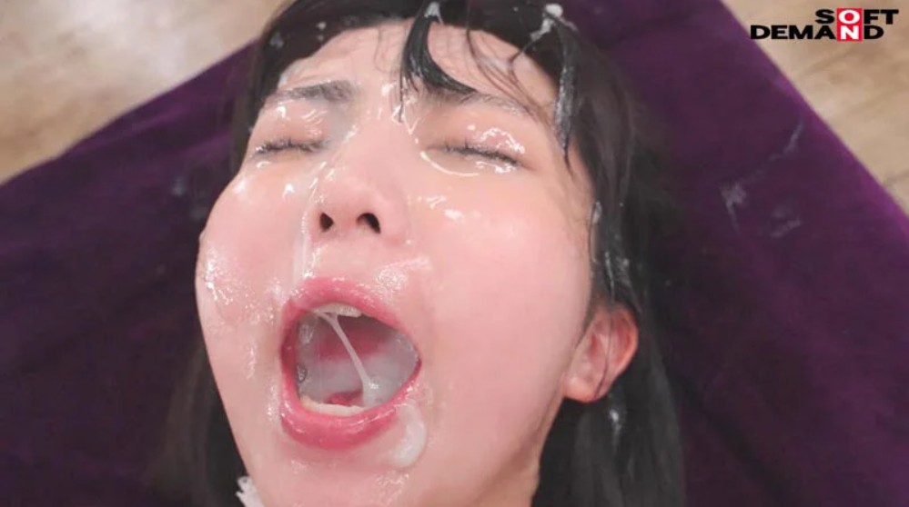 顔面ぶっかけメッシー